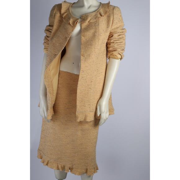 Vintage Chanel 99A Yellow Tweed 2 Piece Skirt Jacket Suit Set Classic Size 42 - Picture 7 of 12